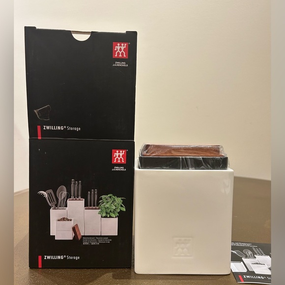 ZWILLING CERAMIC STORAGE Medium Box With Herb Pot And Lid, 11X11X12 cm - Picture 2 of 12